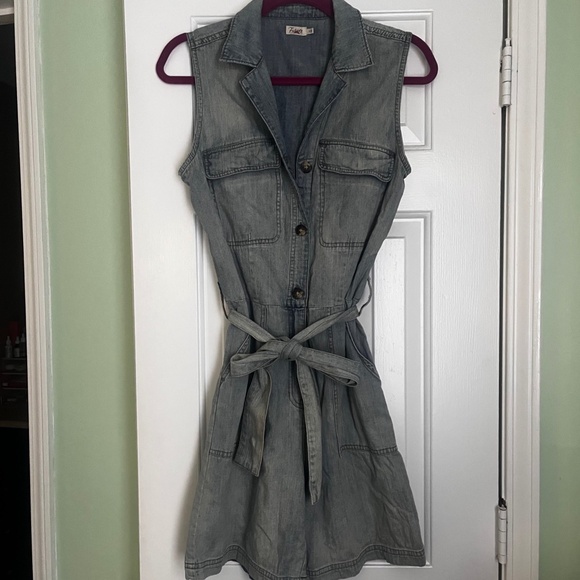 Faherty Utility Denim Romper - Picture 6 of 9